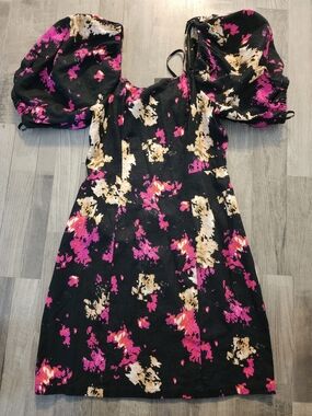 DKNY Black Puff Sleeve Floral Dress with Pink & Cream Splatter NWT Sz Xs